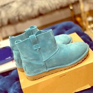 Women Classic Unlined Mini